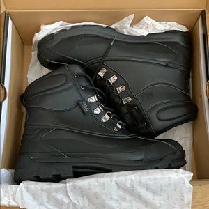 Water proof Fila snow boots - black